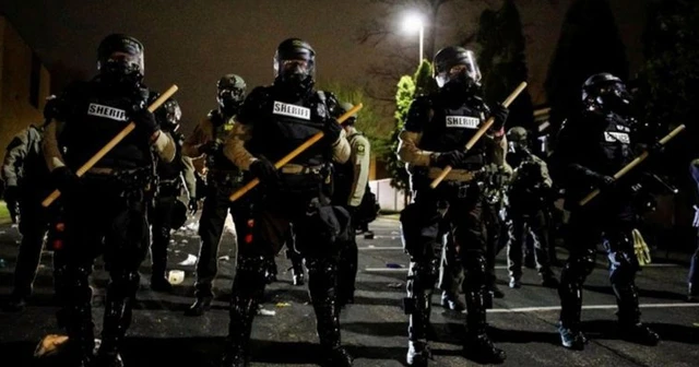 ABD polisi siyahi genci öldürdü, protestocular sokaklara indi